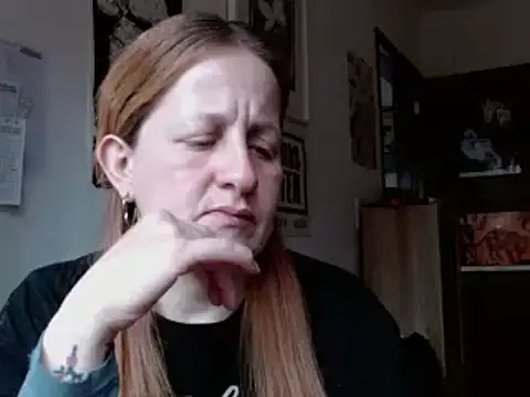 ViioletaMora online show from April 14, 7:09 pm