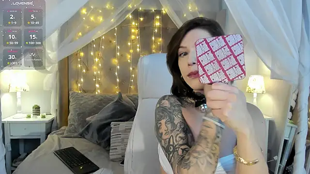 Hannah Borbon online show from January 27, 3:37 am