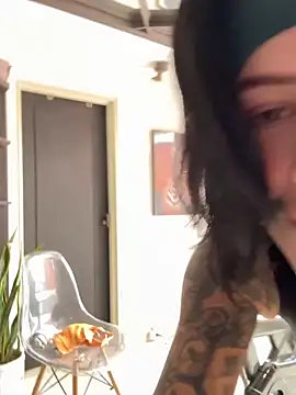 Hannah Borbon online show from March 27, 5:12 pm