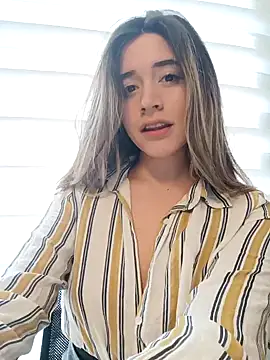 maliciaworld online show from January 31, 5:10 pm