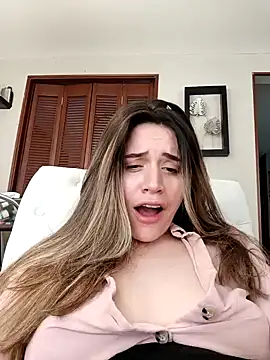 maliciaworld online show from February 6, 8:13 pm