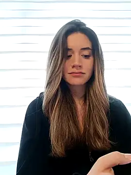 maliciaworld online show from February 16, 8:11 pm