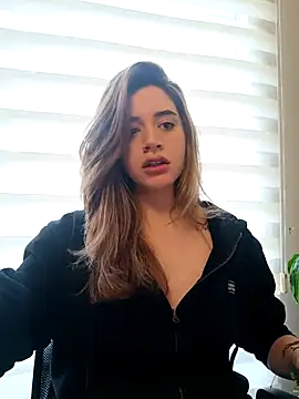 maliciaworld online show from March 9, 5:06 pm