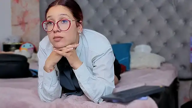 ValeryRossell online show from November 19, 7:36 pm