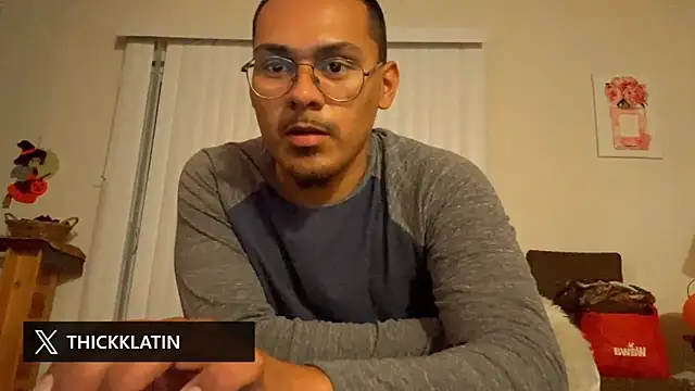 ThixxkkLatin online show from October 27, 1:53 am