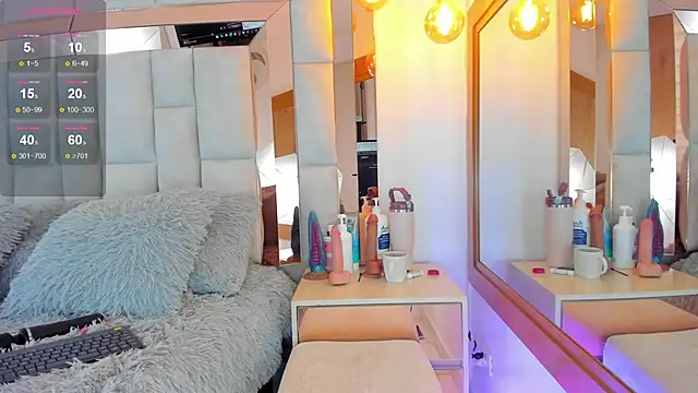 Salomethompson- online show from February 24, 7:09 pm