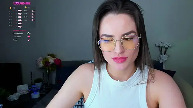 Camilla  one   online show from February 10, 5:03 am