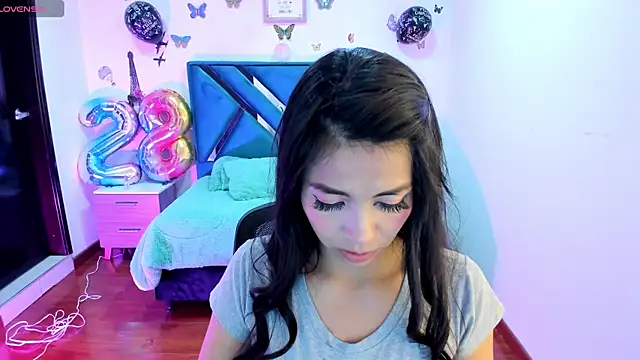 Snapshot of Aylinn_diaz chatting on January 26, 11:50 am Aylinn diaz online show from January 26, 11:50 am