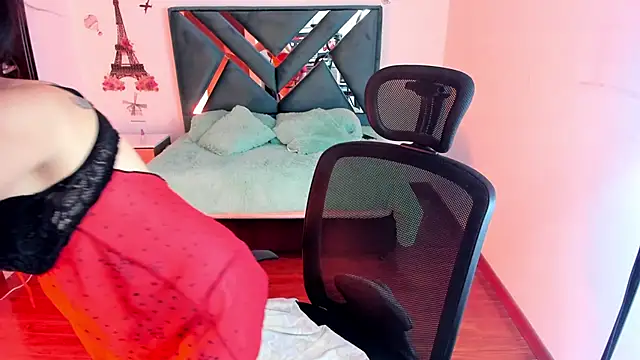 Snapshot of Aylinn_diaz chatting on January 28, 7:32 pm Aylinn diaz online show from January 28, 7:32 pm