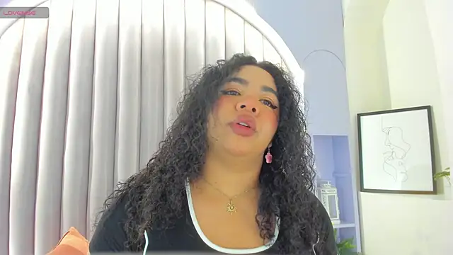 Snapshot of memphiswilliam chatting on February 18, 2:51 am memphiswilliam online show from February 18, 2:51 am