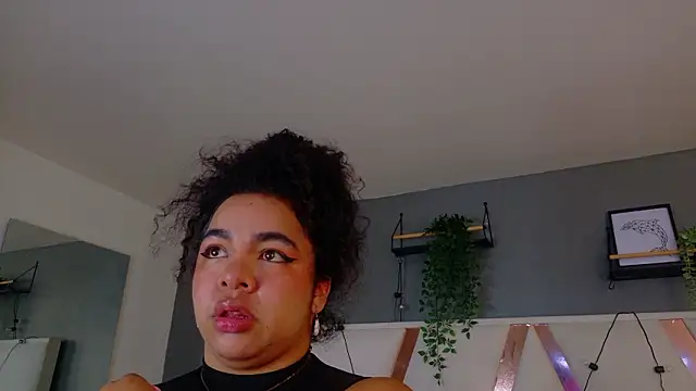 Snapshot of memphiswilliam chatting on February 26, 3:27 am memphiswilliam online show from February 26, 3:27 am