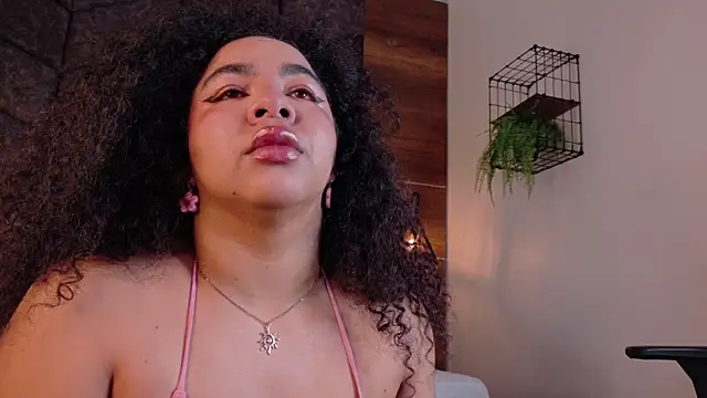 Snapshot of memphiswilliam chatting on March 3, 2:50 am memphiswilliam online show from March 3, 2:50 am