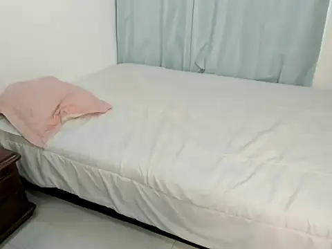 MonicaGarcia  online show from February 15, 11:30 am