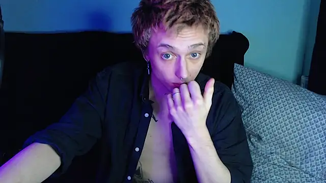 axxxturel online show from December 21, 12:09 am