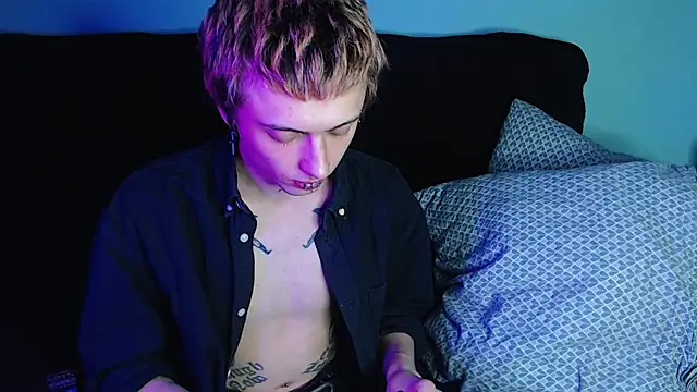 axxxturel online show from December 25, 10:27 pm