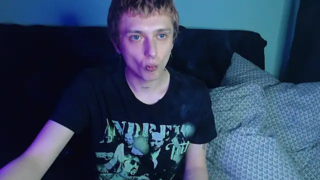 axxxturel online show from December 30, 3:57 pm