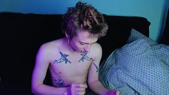 axxxturel online show from December 30, 7:00 pm