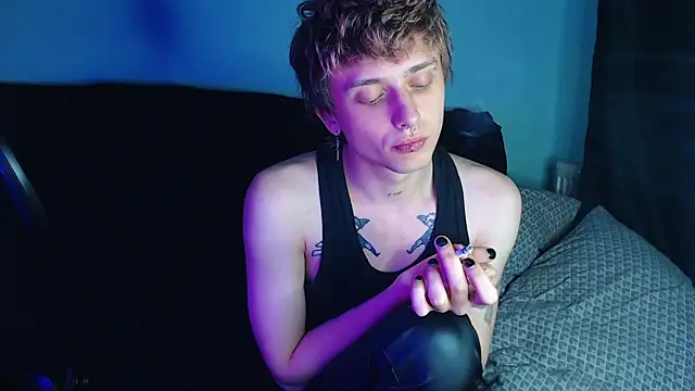 axxxturel online show from February 19, 2:12 am