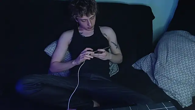 axxxturel online show from March 14, 5:05 am