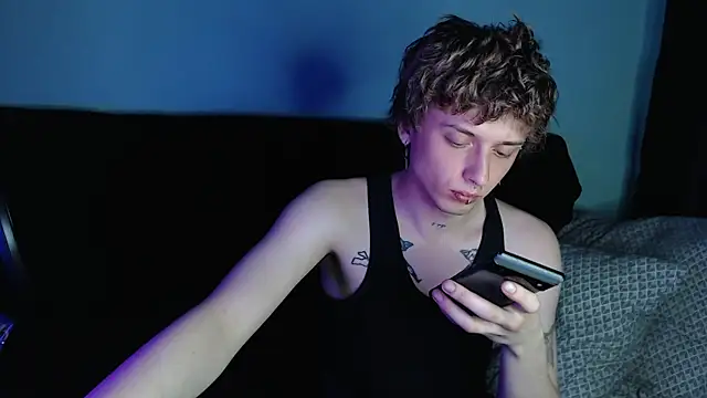 axxxturel online show from March 17, 8:19 pm