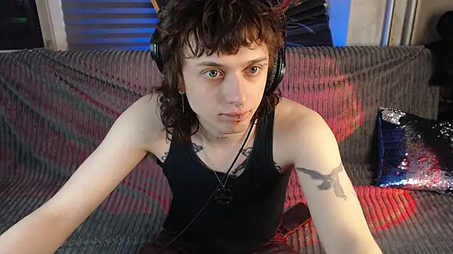 axxxturel online show from April 20, 2:53 pm