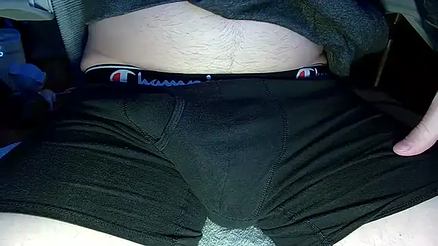 Snapshot of Stix_Zadinia chatting on September 30, 5:12 am Stix Zadinia online show from September 30, 5:12 am