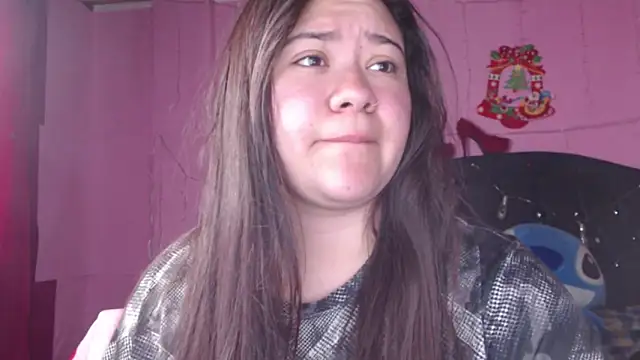 NikkiRous  online show from February 6, 2:26 pm