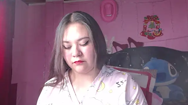 NikkiRous  online show from February 14, 6:08 pm