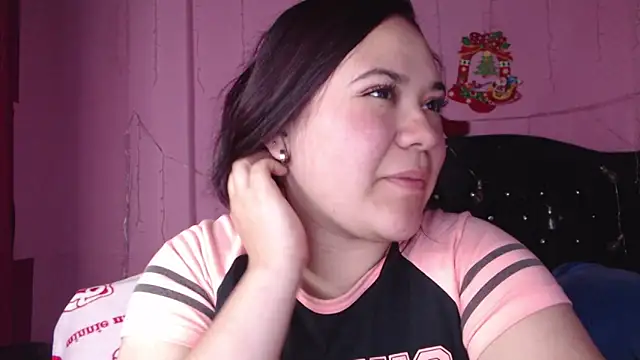 NikkiRous  online show from March 11, 4:29 pm