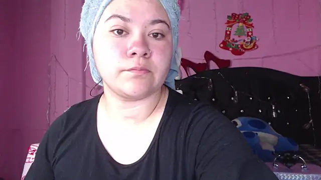 NikkiRous  online show from March 18, 12:47 pm