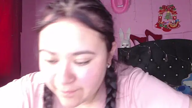 NikkiRous  online show from March 21, 4:29 pm