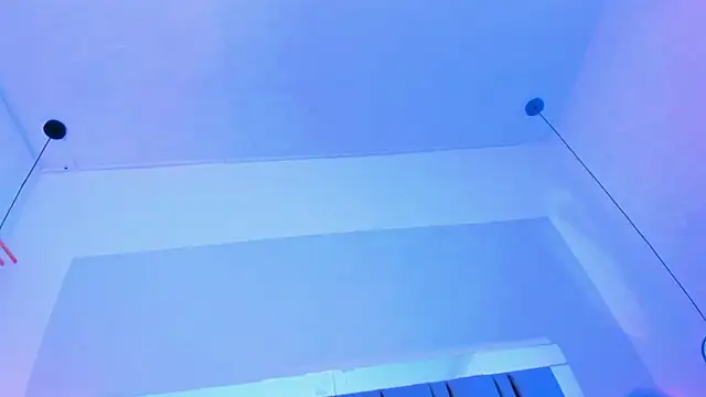 Emily Gil1 online show from March 11, 7:03 pm