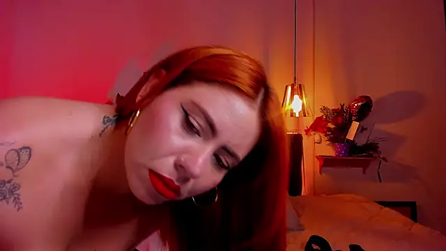 Snapshot of Dulce_charlottee chatting on January 5, 10:29 pm Dulce charlottee online show from January 5, 10:29 pm