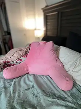 Snapshot of BrattyBae_xo chatting on September 21, 6:31 pm BrattyBae xo online show from September 21, 6:31 pm