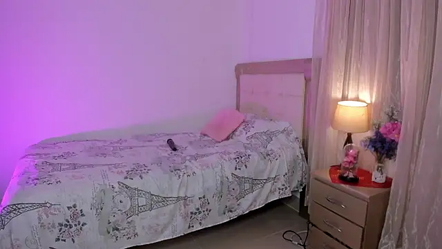 vale kross online show from March 1, 5:05 pm