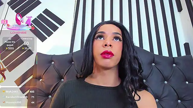 Giorgina Parado online show from March 8, 9:50 am