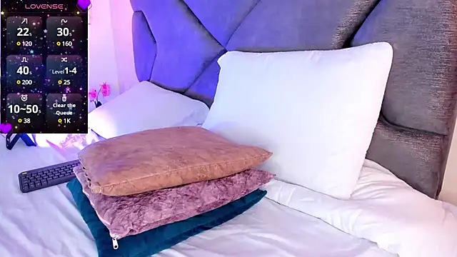 AilishBenson online show from February 27, 8:09 pm