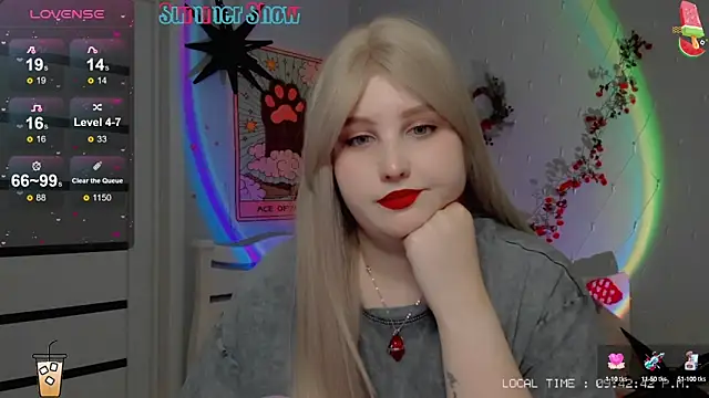 Crystal Chris online show from December 13, 7:43 pm