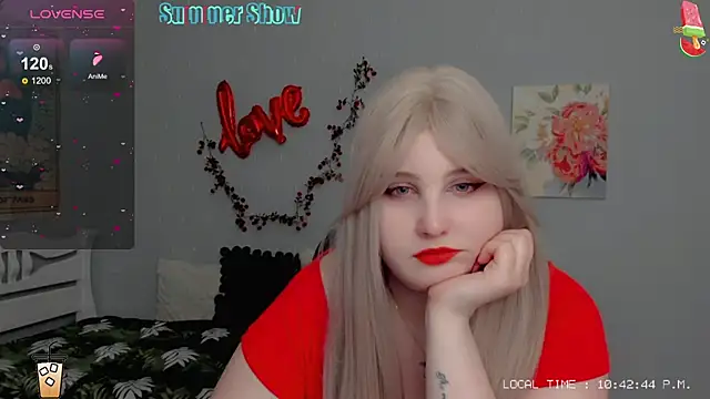 Crystal Chris online show from March 5, 8:42 pm