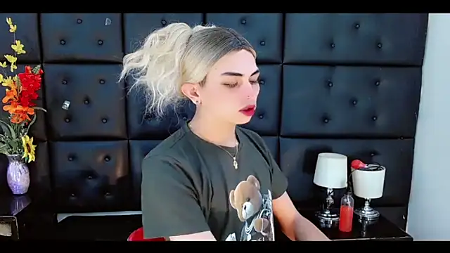 Daniela Pink  online show from February 26, 6:51 pm