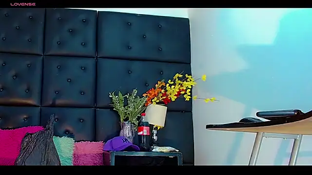 Snapshot of Daniela_Pink_ chatting on June 14, 8:00 pm Daniela Pink online show from June 14, 8:00 pm