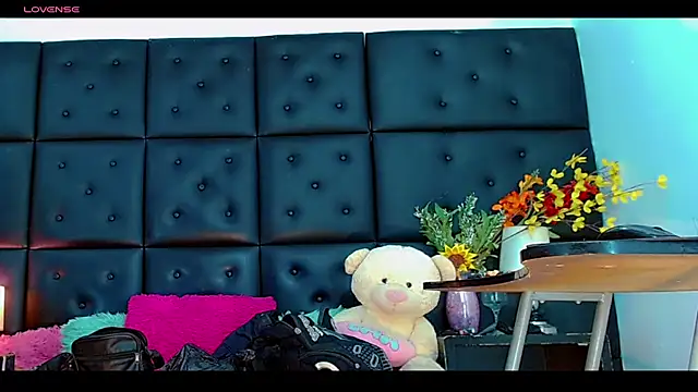 Daniela Pink  online show from June 22, 8:17 pm