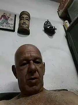 Snapshot of FabiQuilmes chatting on March 6, 7:10 pm FabiQuilmes online show from March 6, 7:10 pm