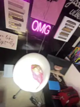 SarahStarr2020 online show from February 22, 4:30 pm