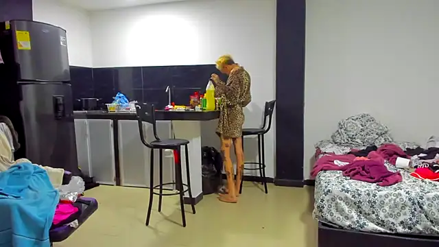 barbara anal squirt  online show from March 13, 8:59 am