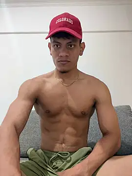 bbchocolate27 online show from April 25, 11:35 pm