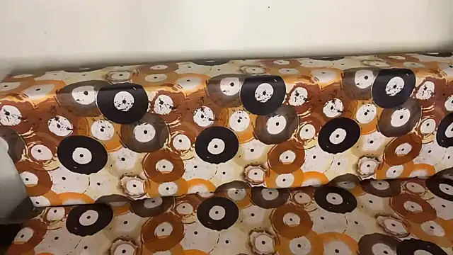 shuhana  online show from November 10, 12:53 am