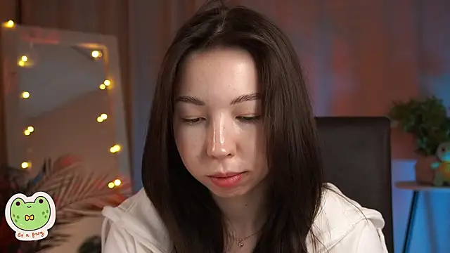 Snapshot of Sarah_Son chatting on January 16, 5:42 am Sarah Son online show from January 16, 5:42 am