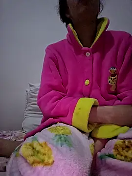 Snapshot of altinya chatting on December 14, 8:02 pm altinya online show from December 14, 8:02 pm