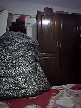 Snapshot of altinya chatting on December 17, 8:26 pm altinya online show from December 17, 8:26 pm